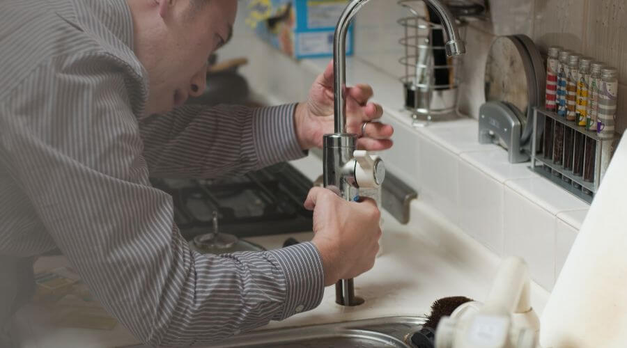 Local water heater installation in Dewitt, MI